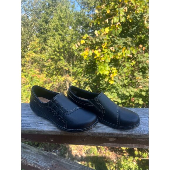 Clarks Collection Ashland Effie Women Sz 8 Black Leather Loafers NWOB - Picture 1 of 8